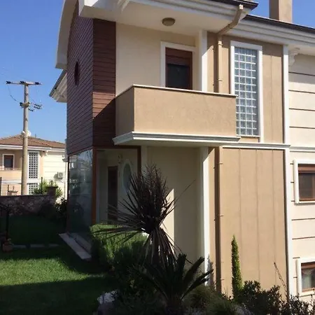 Вілла Spacious 3-story W Garden&pool,400m To *