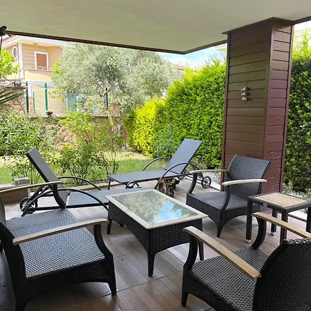 别墅 Spacious 3-story W Garden&pool,400m To