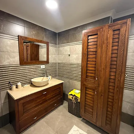 Spacious 3-story W Garden&pool,400m To